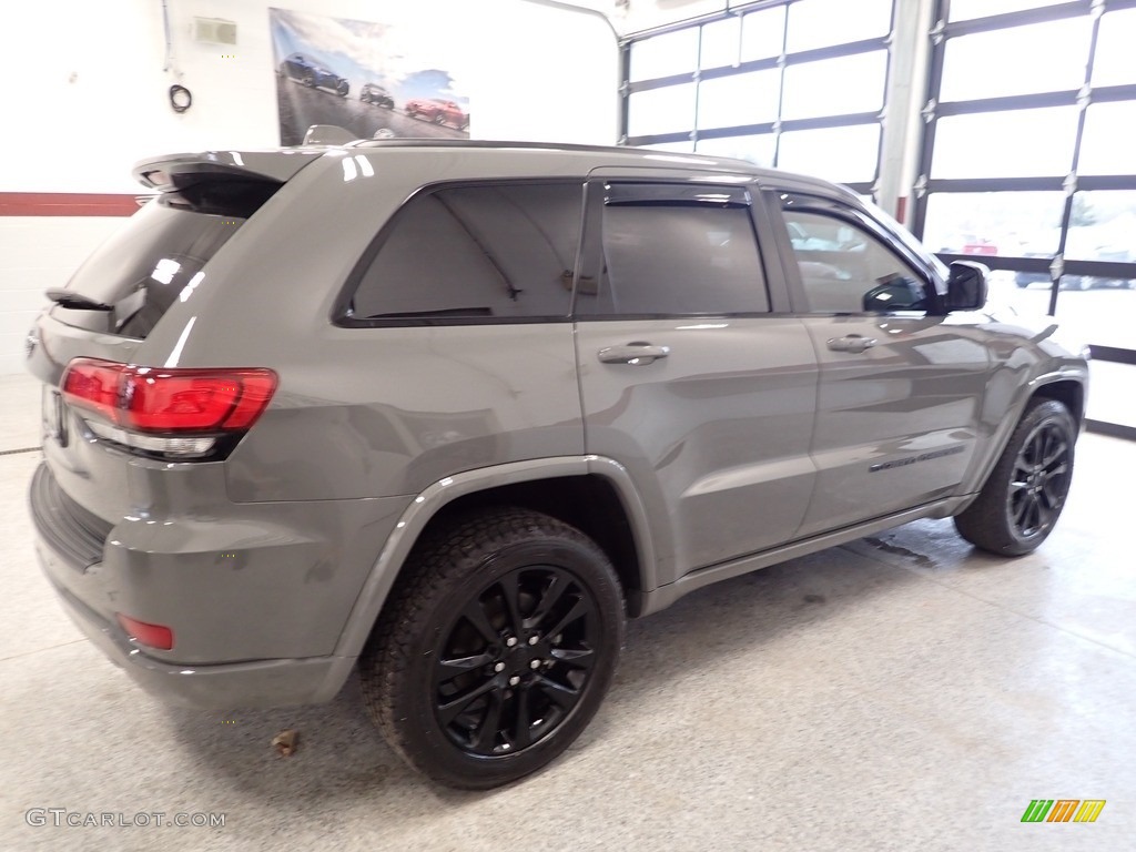 2022 Grand Cherokee Laredo X 4x4 - Sting-Gray / Black photo #4