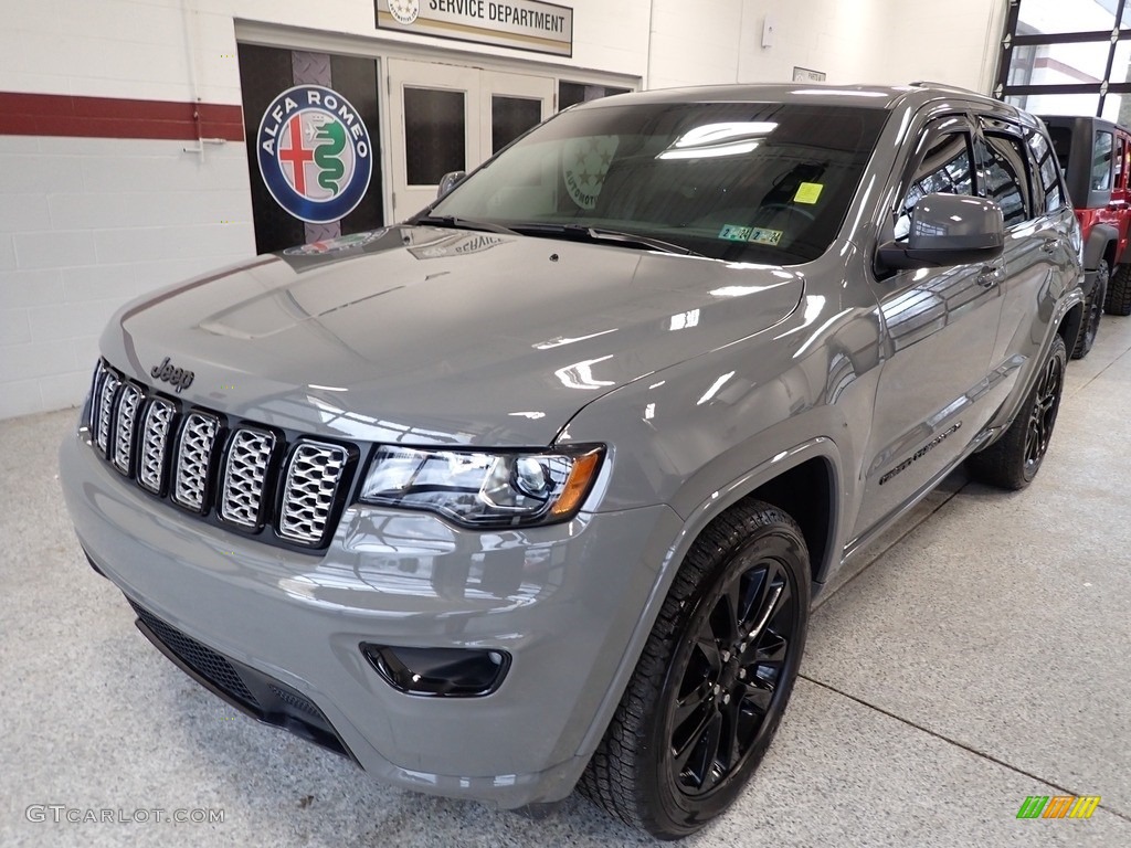2022 Grand Cherokee Laredo X 4x4 - Sting-Gray / Black photo #10