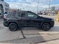 Diamond Black Crystal Pearl - Cherokee Altitude Lux 4x4 Photo No. 12