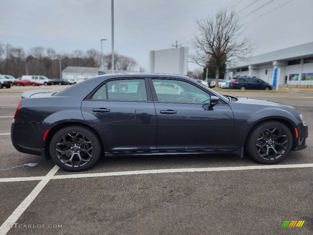 Maximum Steel Metallic 2019 Chrysler 300 S Exterior Photo #145611489