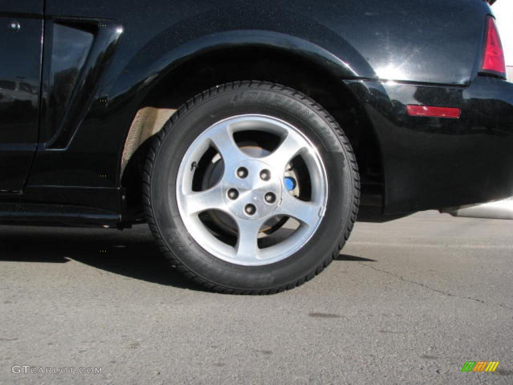 2001 Mustang V6 Convertible - Black / Medium Graphite photo #7