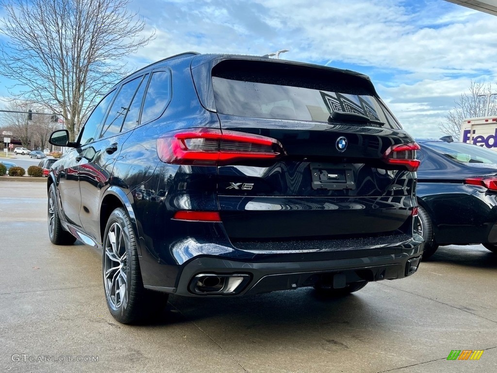 2023 X5 xDrive45e - Carbon Black Metallic / Coffee photo #3