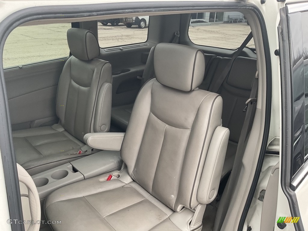 2013 Quest 3.5 LE - Pearl White / Gray photo #4