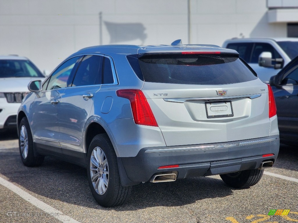 2017 XT5 FWD - Radiant Silver Metallic / Sahara Beige photo #8