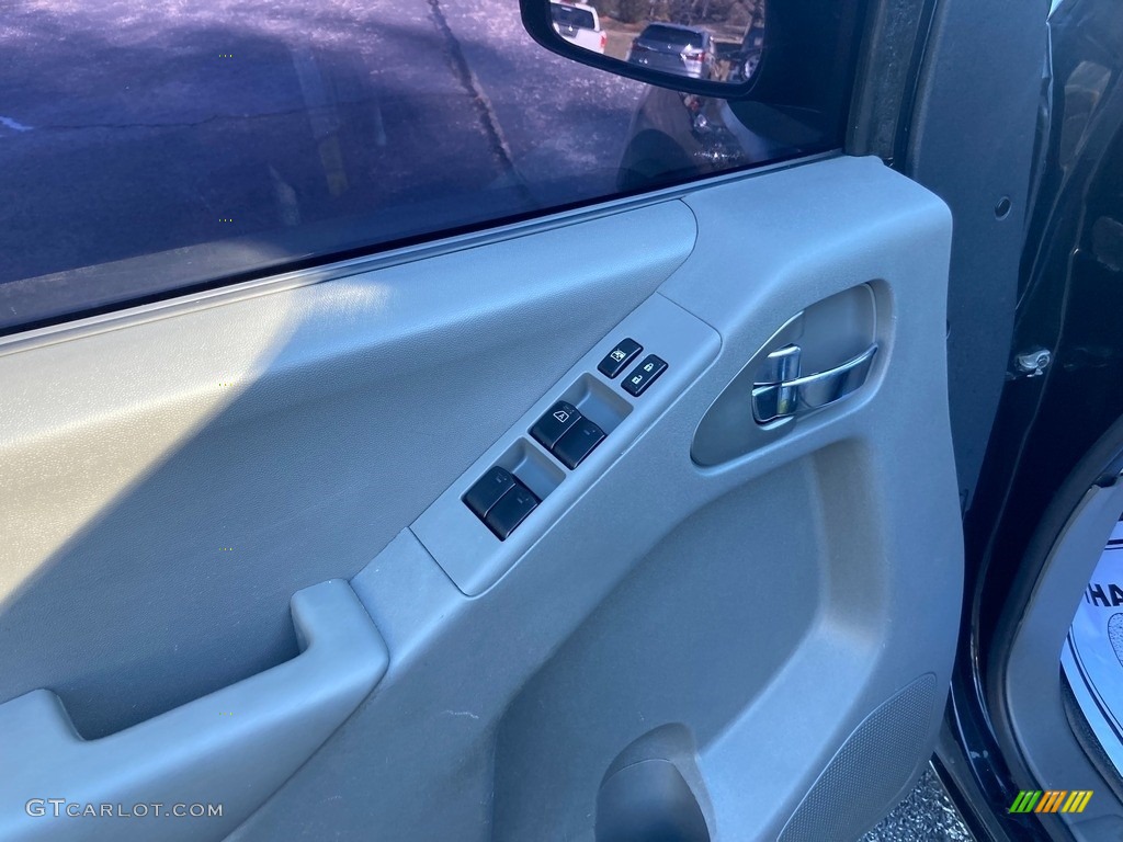2018 Nissan Frontier SV Crew Cab Beige Door Panel Photo #145620885