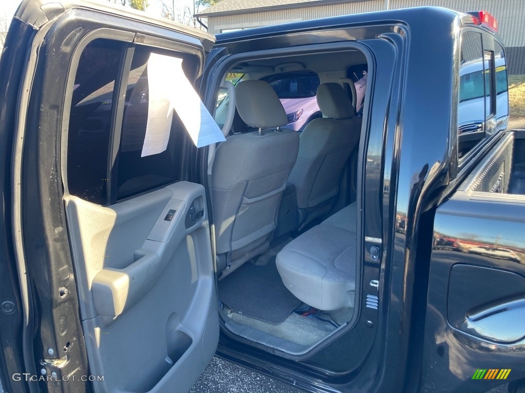 Beige Interior 2018 Nissan Frontier SV Crew Cab Photo #145621044