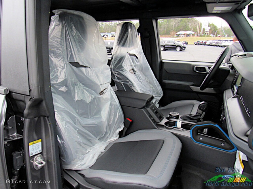 2023 Ford Bronco Black Diamond 4X4 4-Door Front Seat Photos