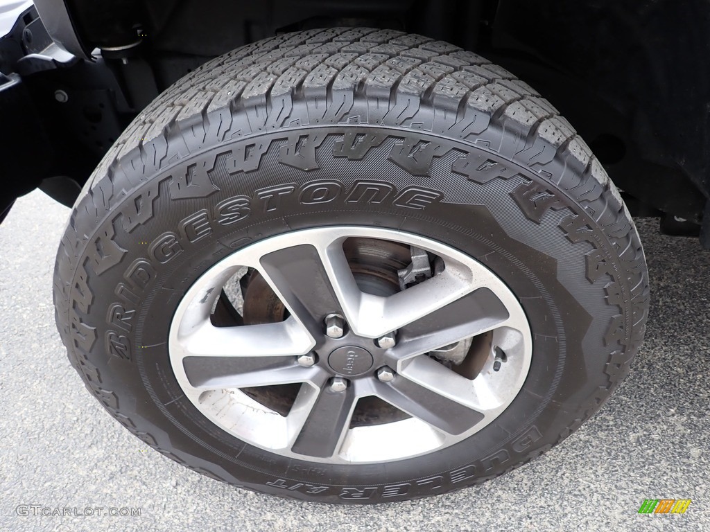 2021 Wrangler Unlimited Sahara 4x4 - Billet Silver Metallic / Black photo #10