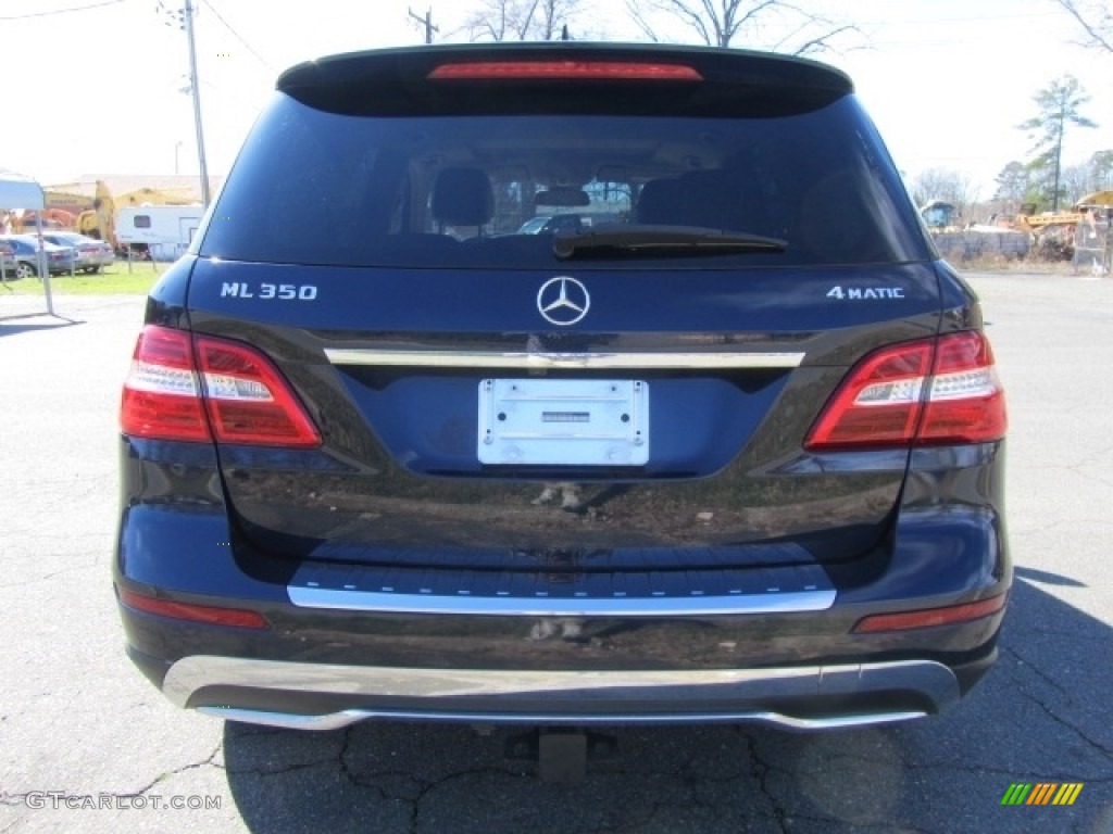2014 ML 350 4Matic - Lunar Blue Metallic / Almond Beige photo #9