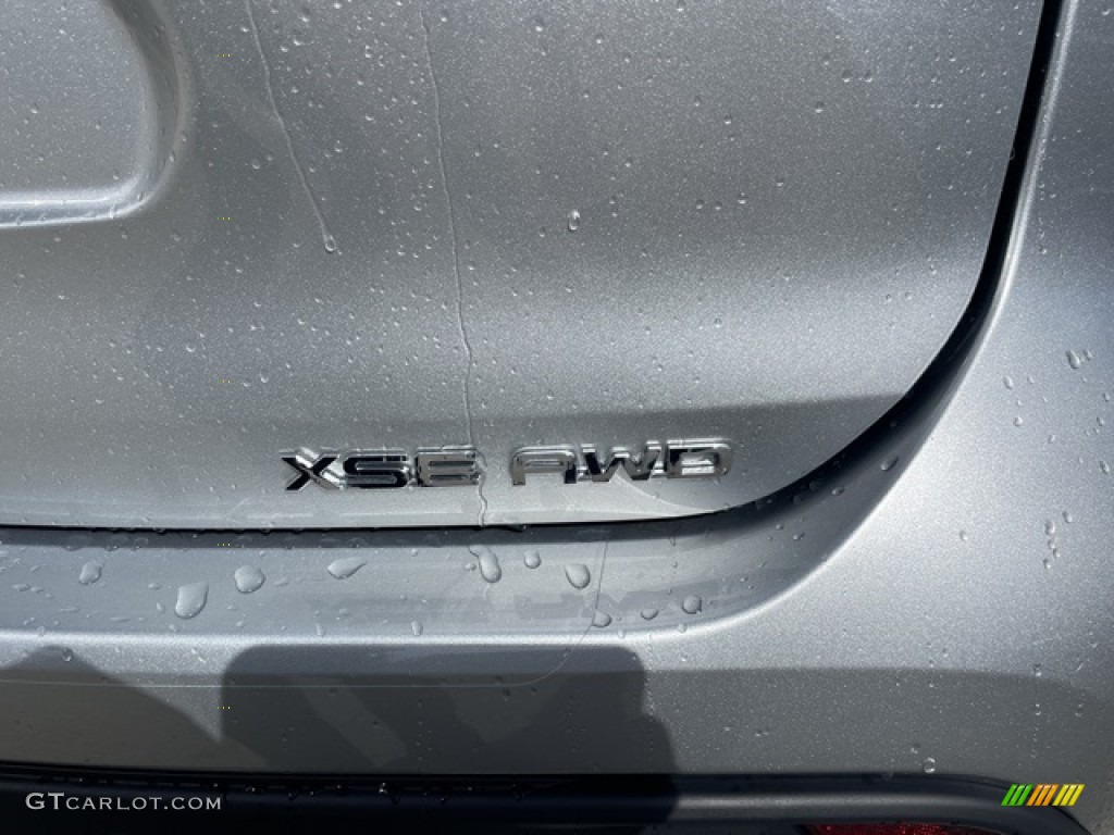 2023 Highlander XSE AWD - Celestial Silver Metallic / Black photo #31