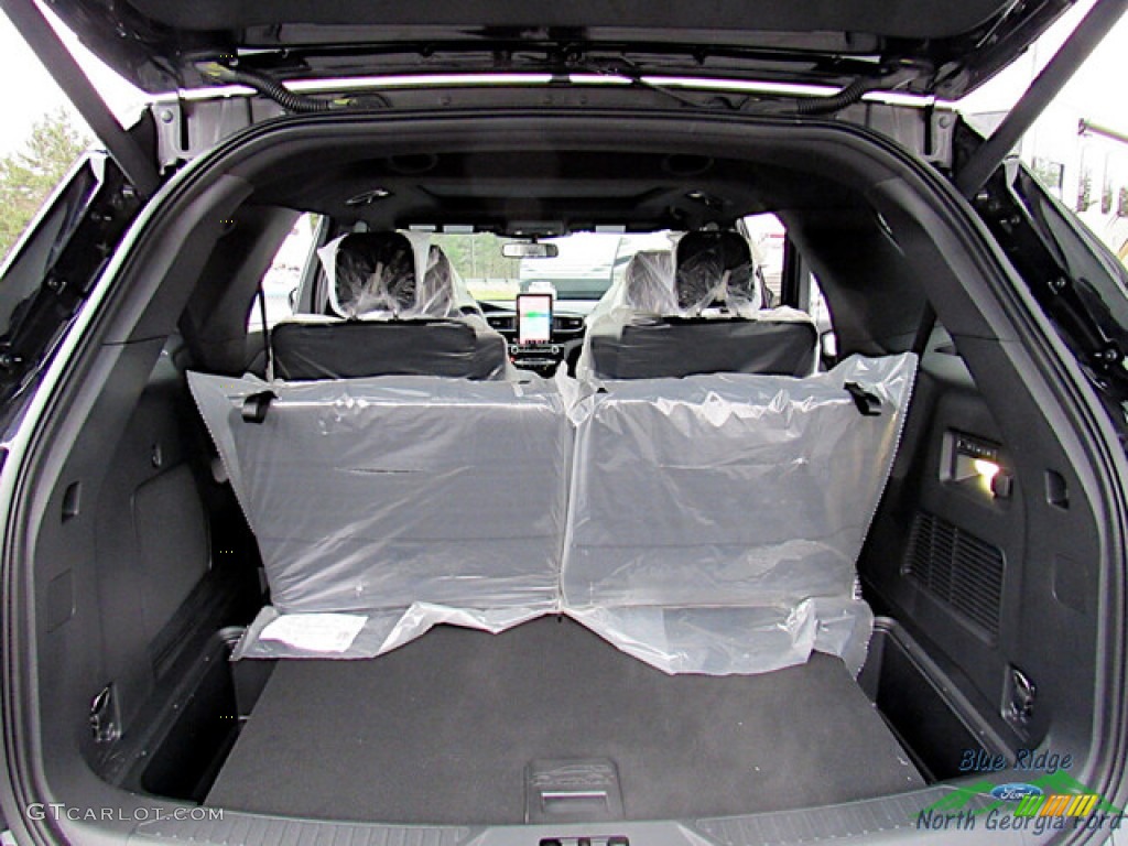 2023 Ford Explorer ST 4WD Trunk Photo #145625186