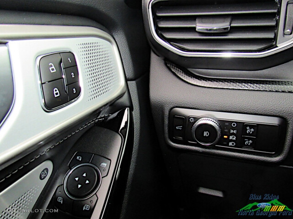 2023 Ford Explorer ST 4WD Controls Photo #145625286