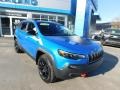 Hydro Blue Pearl - Cherokee Trailhawk 4x4 Photo No. 4