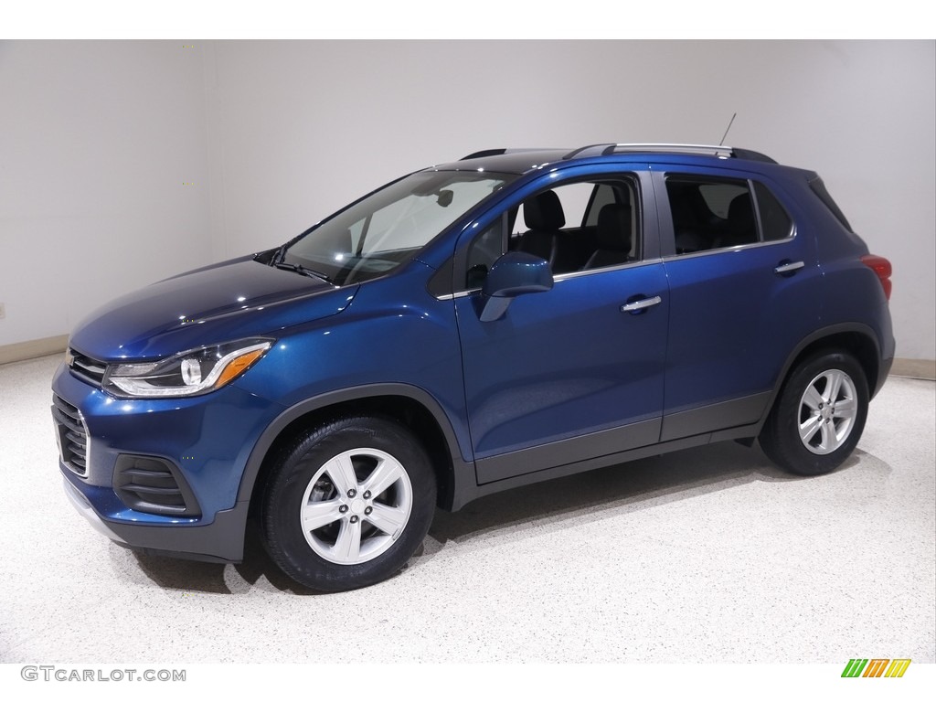 2020 Trax LT - Pacific Blue Metallic / Jet Black photo #3