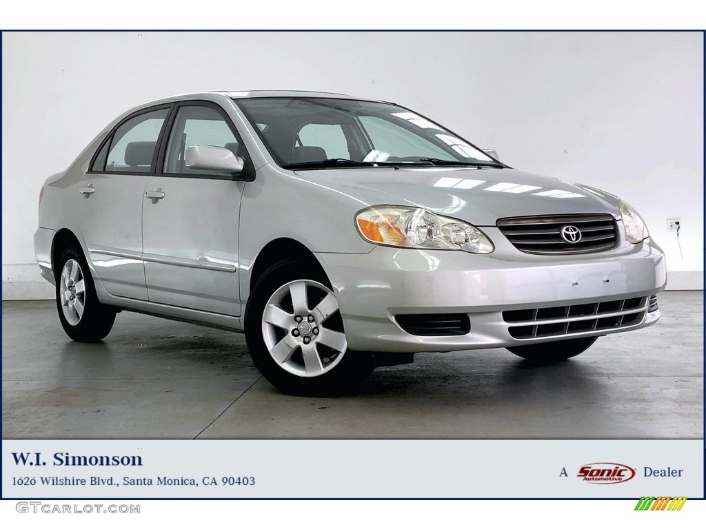 2004 Corolla LE - Lunar Mist Silver Metallic / Light Gray photo #1
