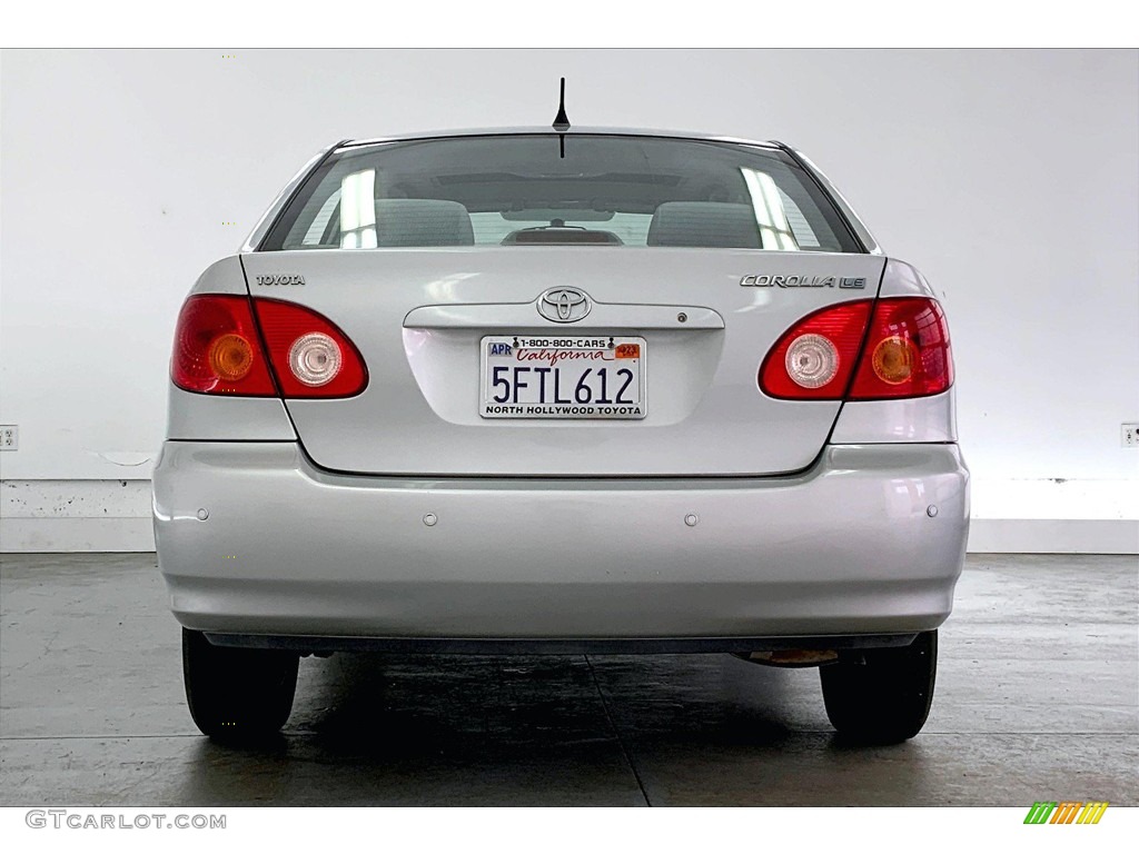 2004 Corolla LE - Lunar Mist Silver Metallic / Light Gray photo #3