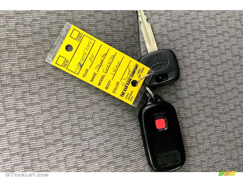 2004 Toyota Corolla LE Keys Photos