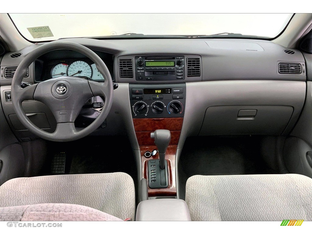 2004 Corolla LE - Lunar Mist Silver Metallic / Light Gray photo #15