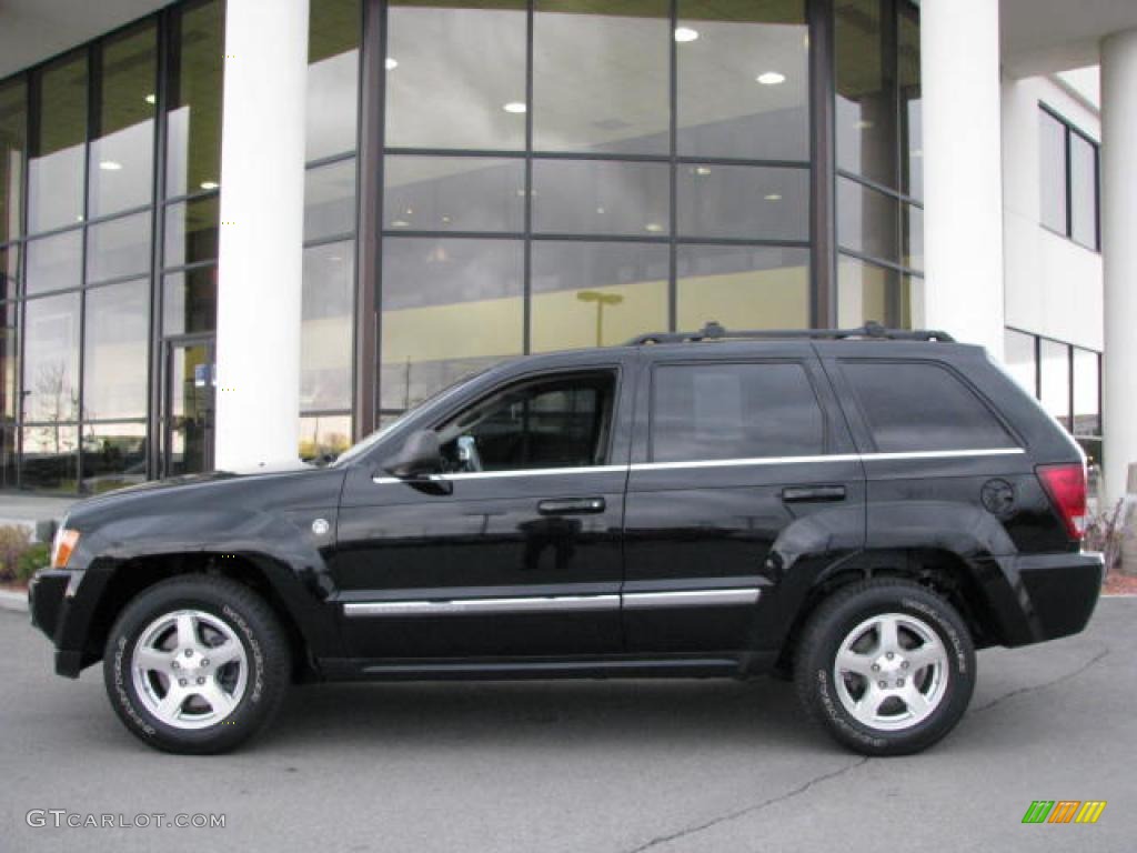 2005 Grand Cherokee Limited 4x4 - Brilliant Black Crystal Pearl / Medium Slate Gray photo #1