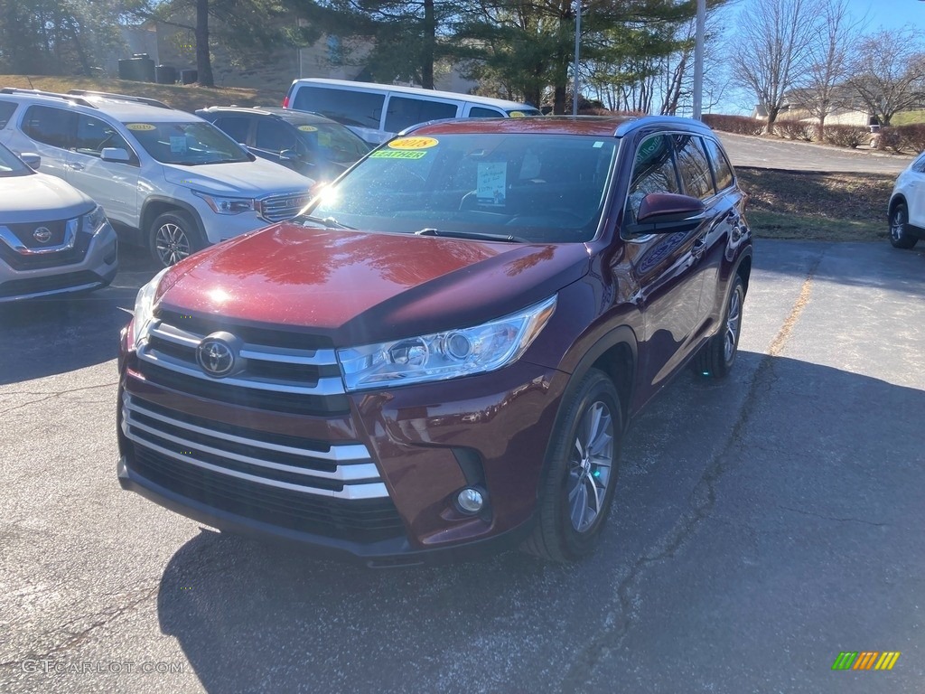 2018 Highlander XLE - Ooh La La Rouge Mica / Black photo #2