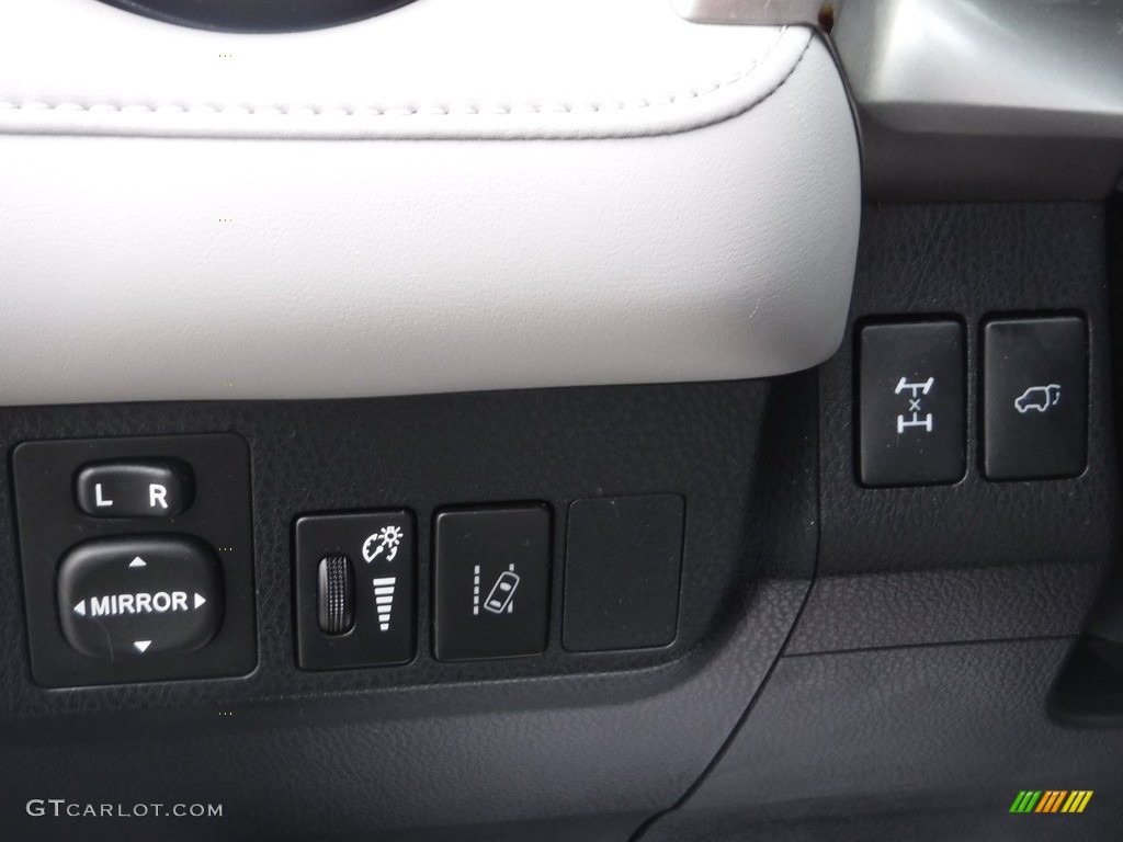 2018 RAV4 XLE - Electric Storm Blue / Ash photo #21