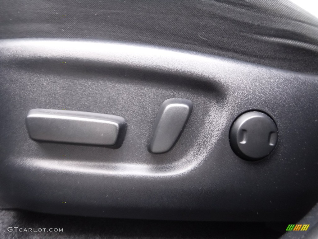 2018 RAV4 XLE - Electric Storm Blue / Ash photo #23