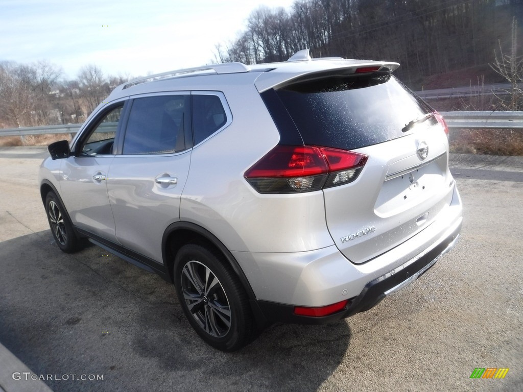 2019 Rogue SV AWD - Brilliant Silver / Charcoal photo #12