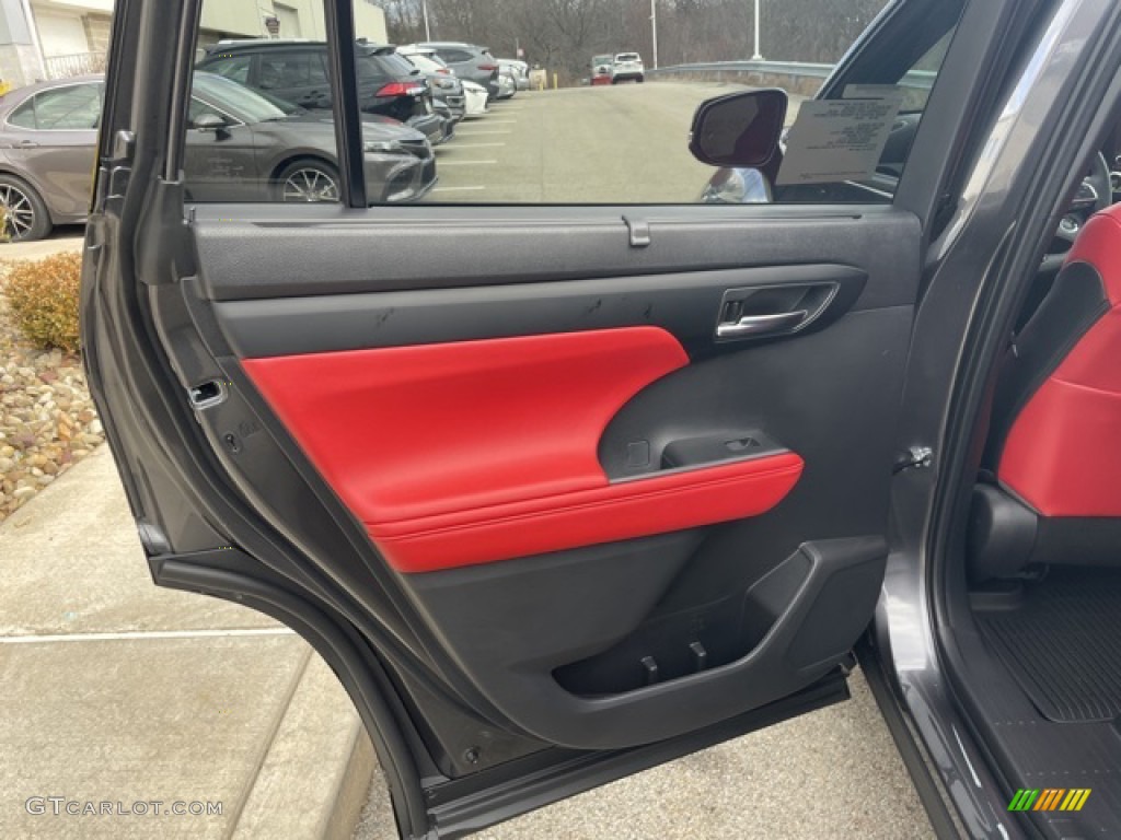 2023 Toyota Highlander XSE AWD Cockpit Red Door Panel Photo #145637723