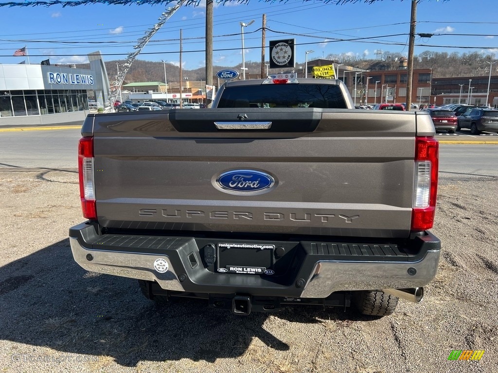 2019 F250 Super Duty XLT SuperCab 4x4 - Stone Gray / Earth Gray photo #7