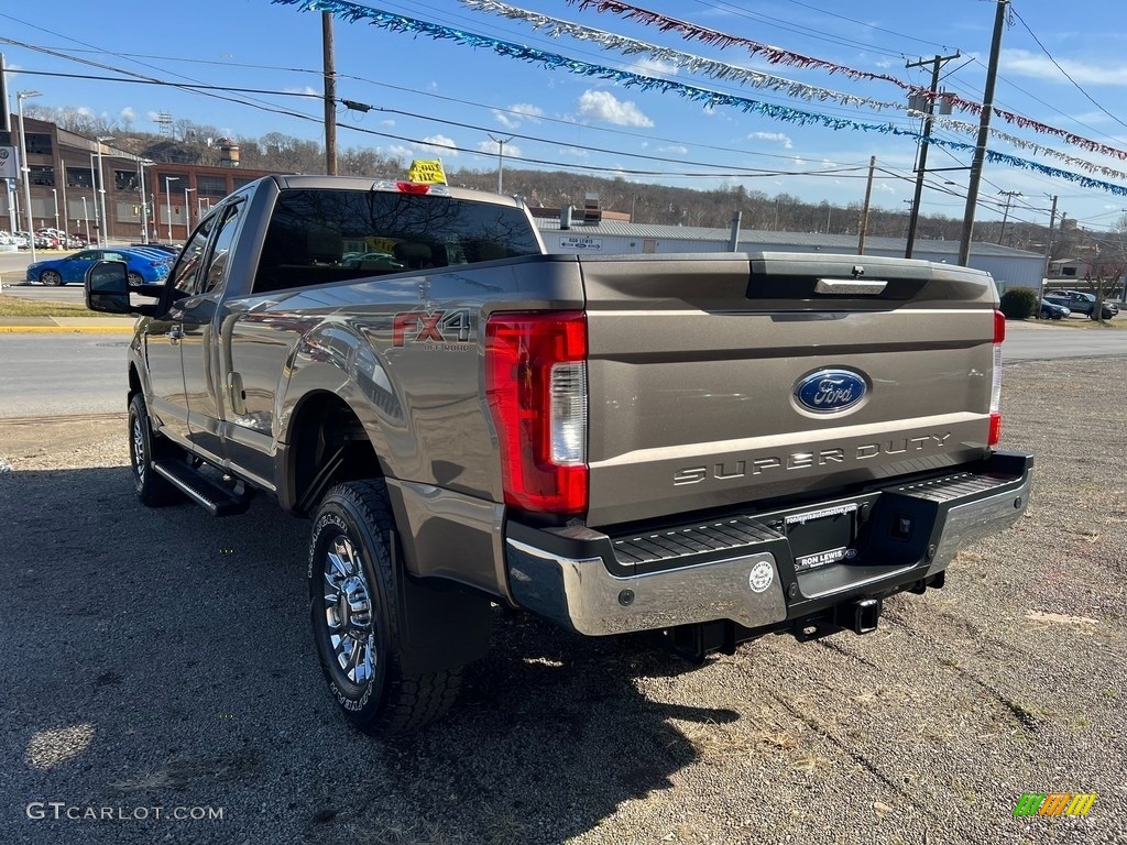 2019 F250 Super Duty XLT SuperCab 4x4 - Stone Gray / Earth Gray photo #8