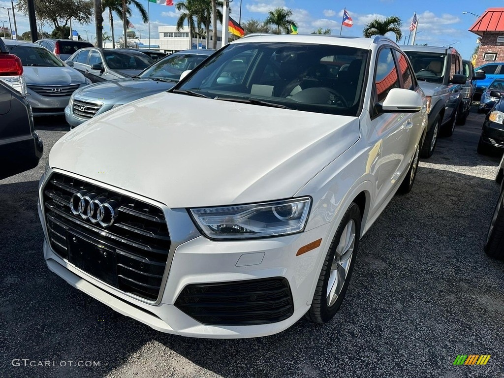 2018 Q3 2.0 TFSI Premium - Cortina White / Black photo #1
