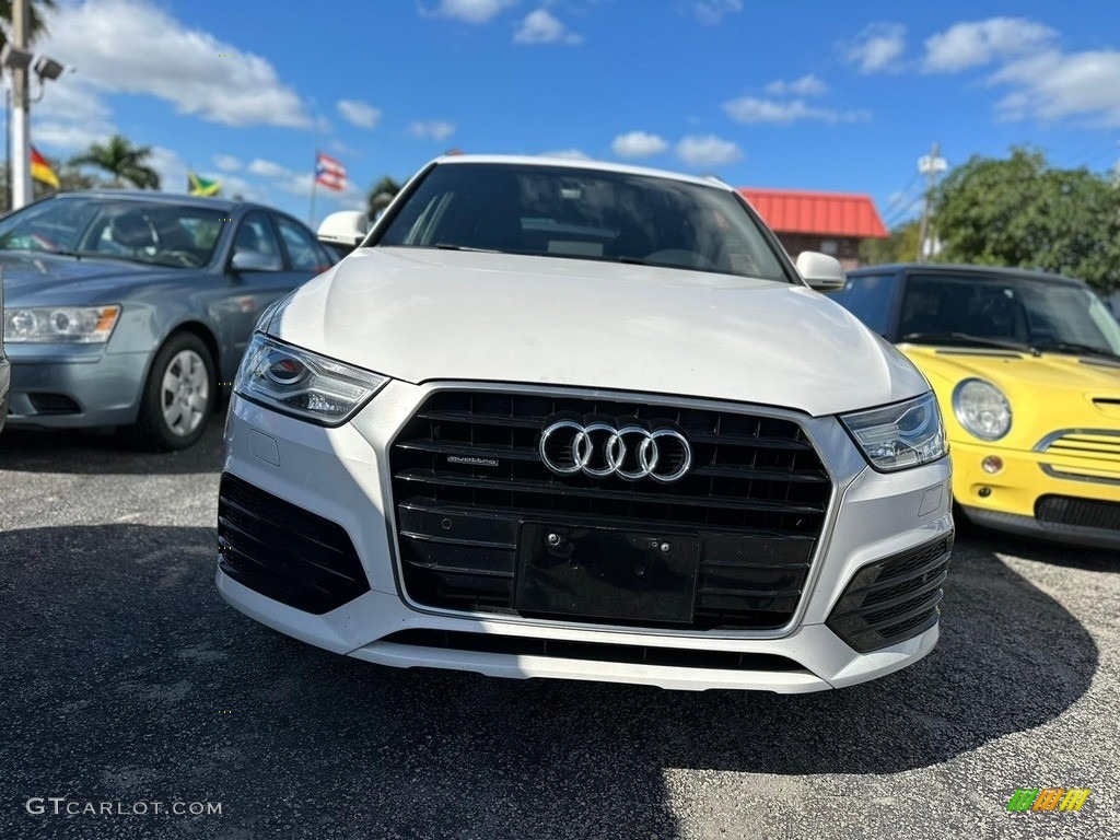 2018 Q3 2.0 TFSI Premium - Cortina White / Black photo #5