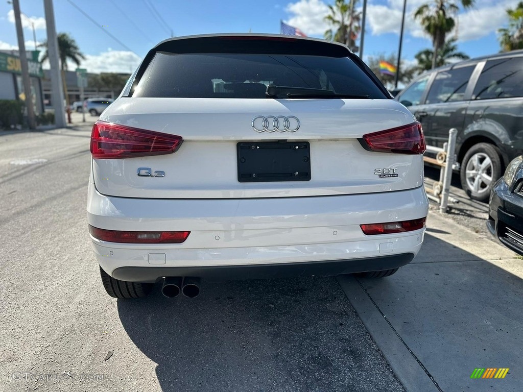 2018 Q3 2.0 TFSI Premium - Cortina White / Black photo #10