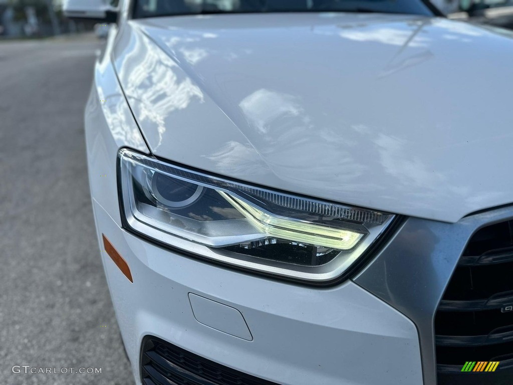2018 Q3 2.0 TFSI Premium - Cortina White / Black photo #12