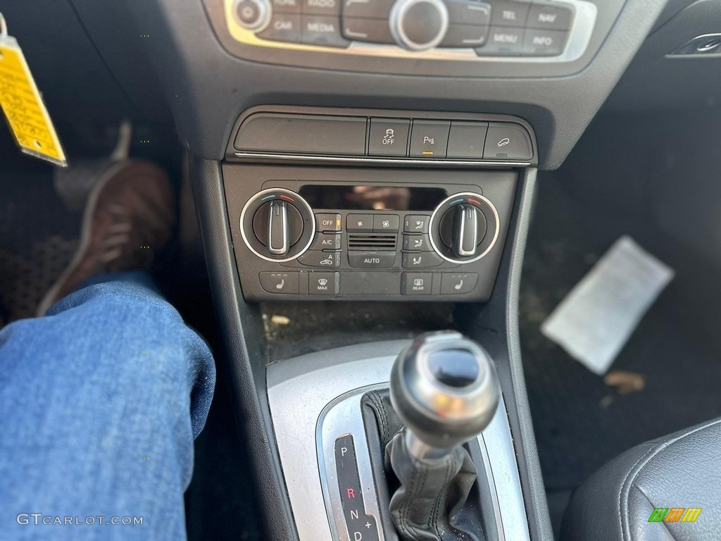 2018 Q3 2.0 TFSI Premium - Cortina White / Black photo #20