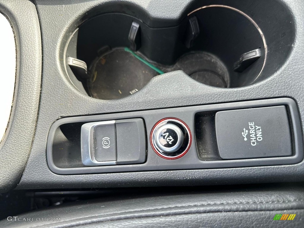 2018 Q3 2.0 TFSI Premium - Cortina White / Black photo #25