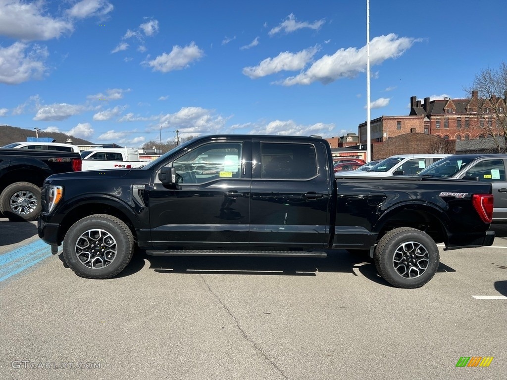 Agate Black Metallic 2023 Ford F150 XLT SuperCrew 4x4 Exterior Photo #145639322