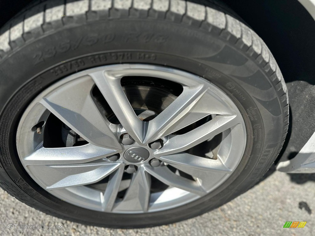 2018 Q3 2.0 TFSI Premium - Cortina White / Black photo #36