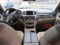 Black - ML 350 4Matic Photo No. 13