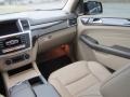 Black - ML 350 4Matic Photo No. 14