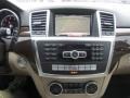 Black - ML 350 4Matic Photo No. 15