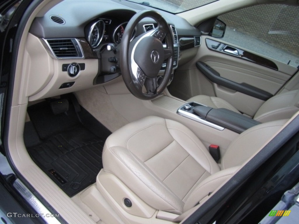 2014 ML 350 4Matic - Black / Almond Beige photo #17