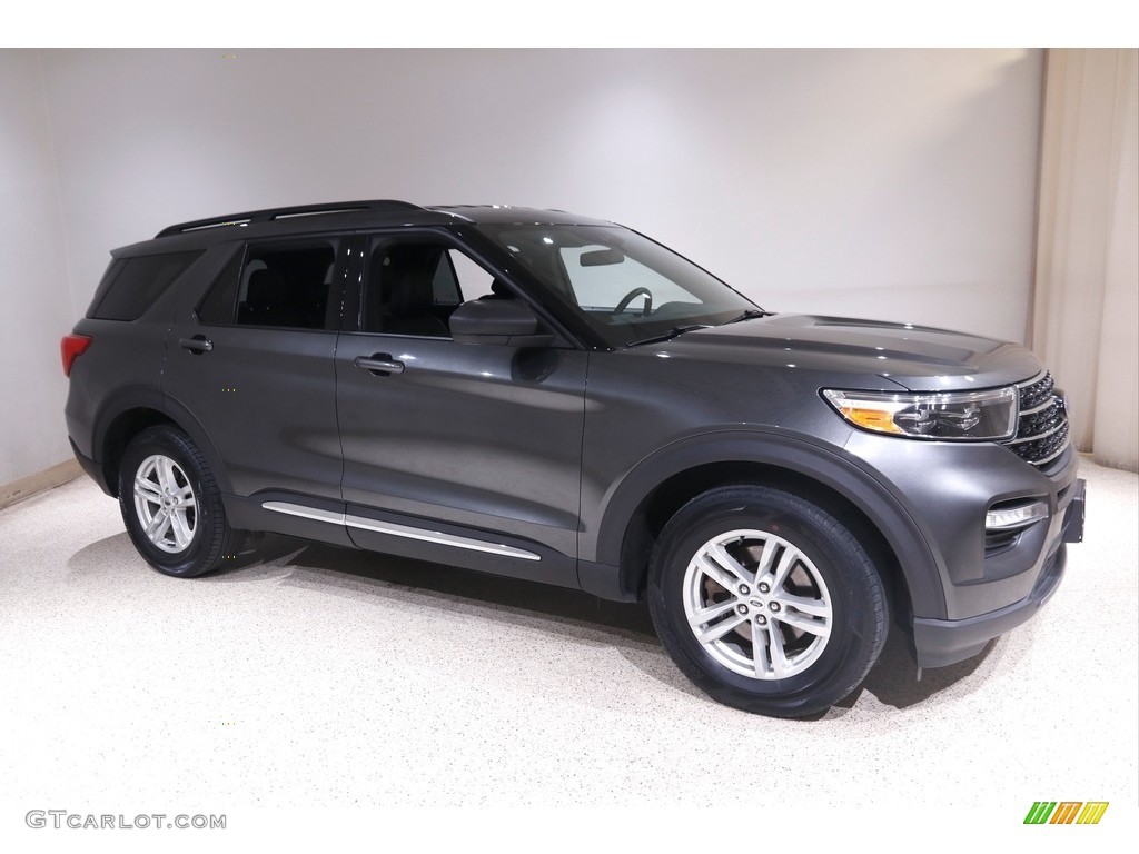 Magnetic Metallic Ford Explorer