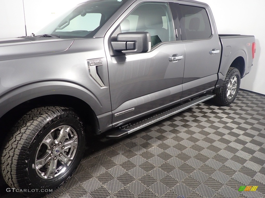 2021 F150 XLT SuperCrew 4x4 - Carbonized Gray / Medium Dark Slate photo #12