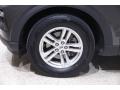 2020 Magnetic Metallic Ford Explorer XLT 4WD  photo #22