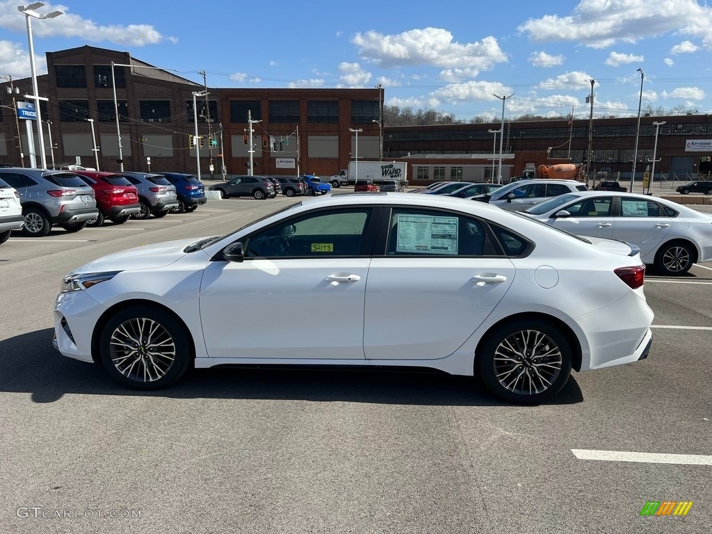 2023 Forte GT-Line - Snow White Pearl / Black photo #5