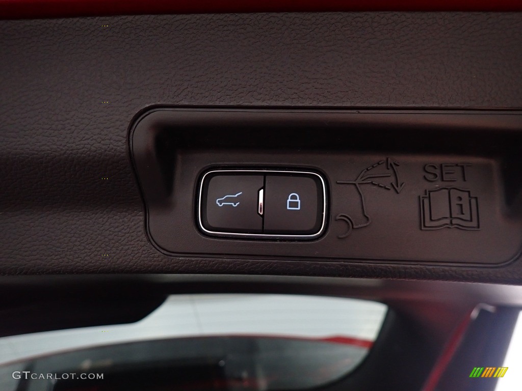 2020 Explorer Limited 4WD - Rapid Red Metallic / Sandstone photo #17