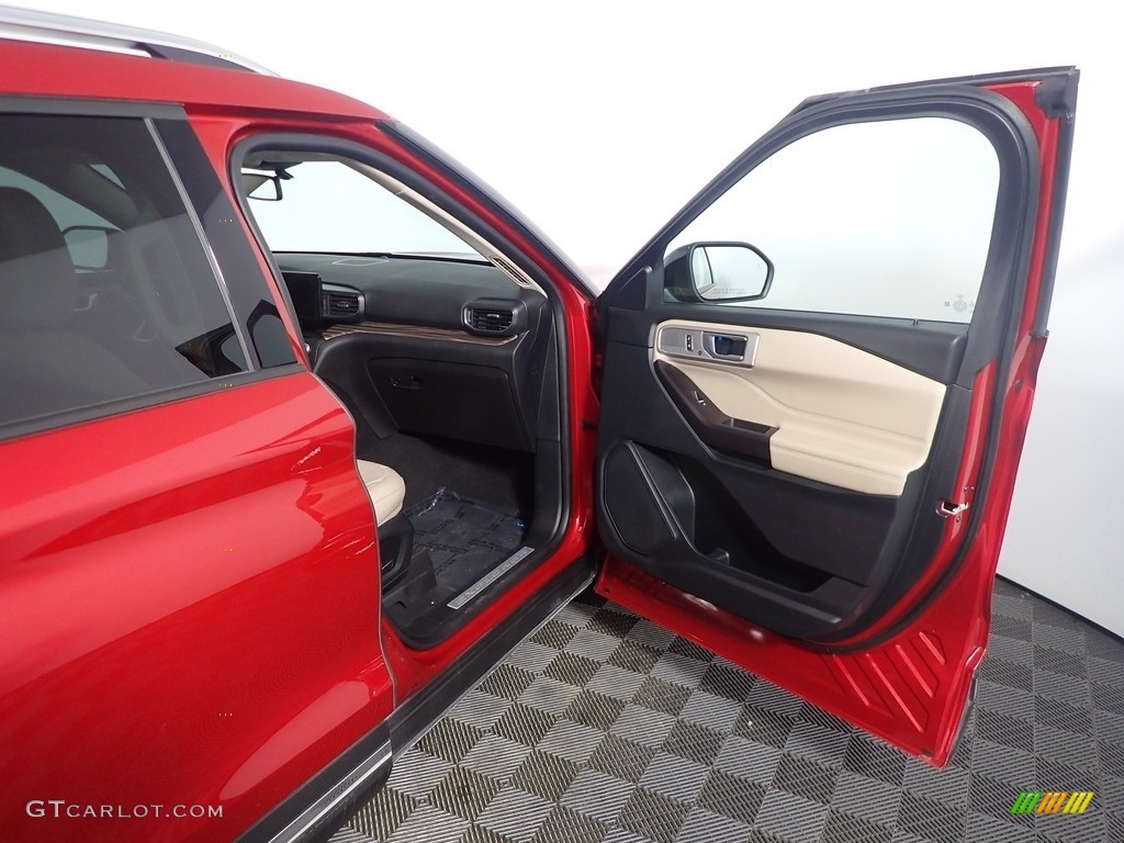 2020 Explorer Limited 4WD - Rapid Red Metallic / Sandstone photo #40