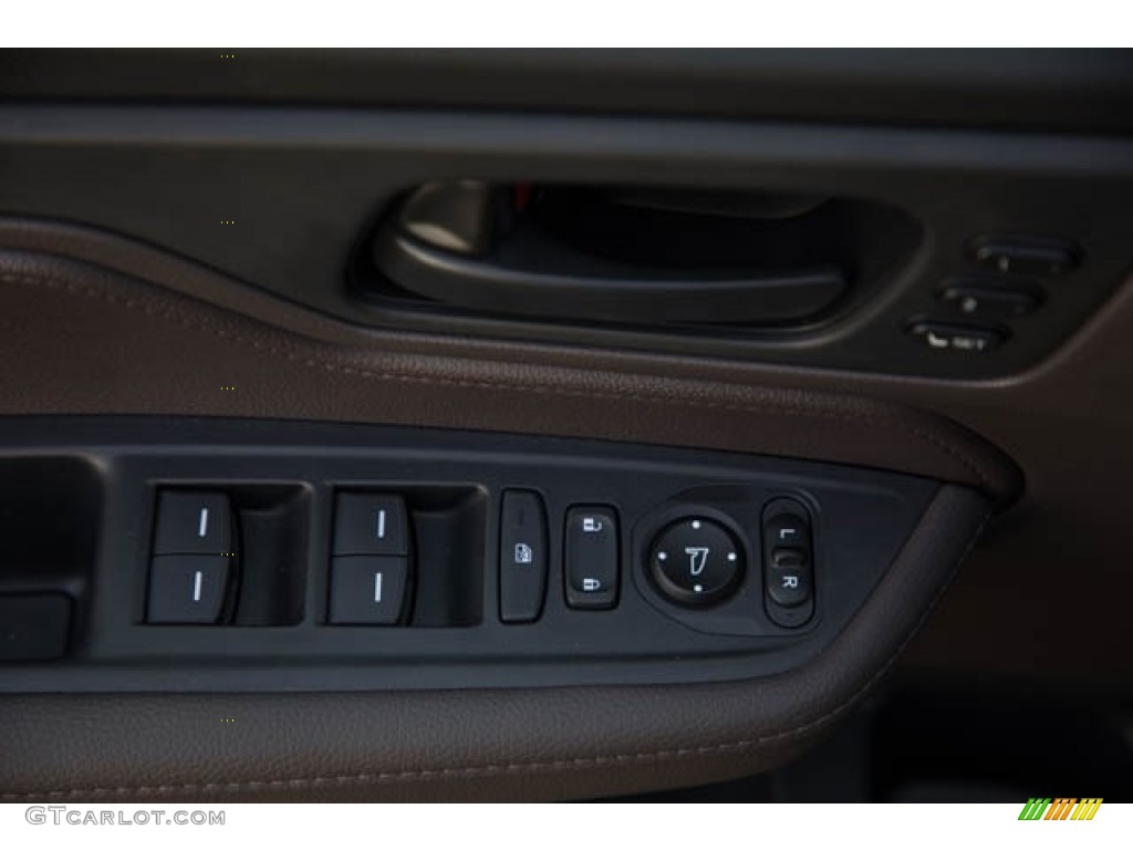 2023 Honda Odyssey EX-L Mocha Door Panel Photo #145643444