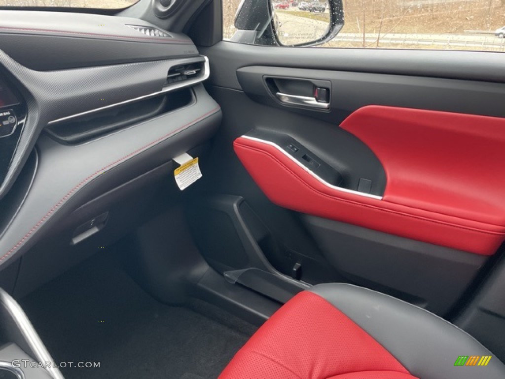 2023 Toyota Highlander XSE AWD Cockpit Red Door Panel Photo #145644766